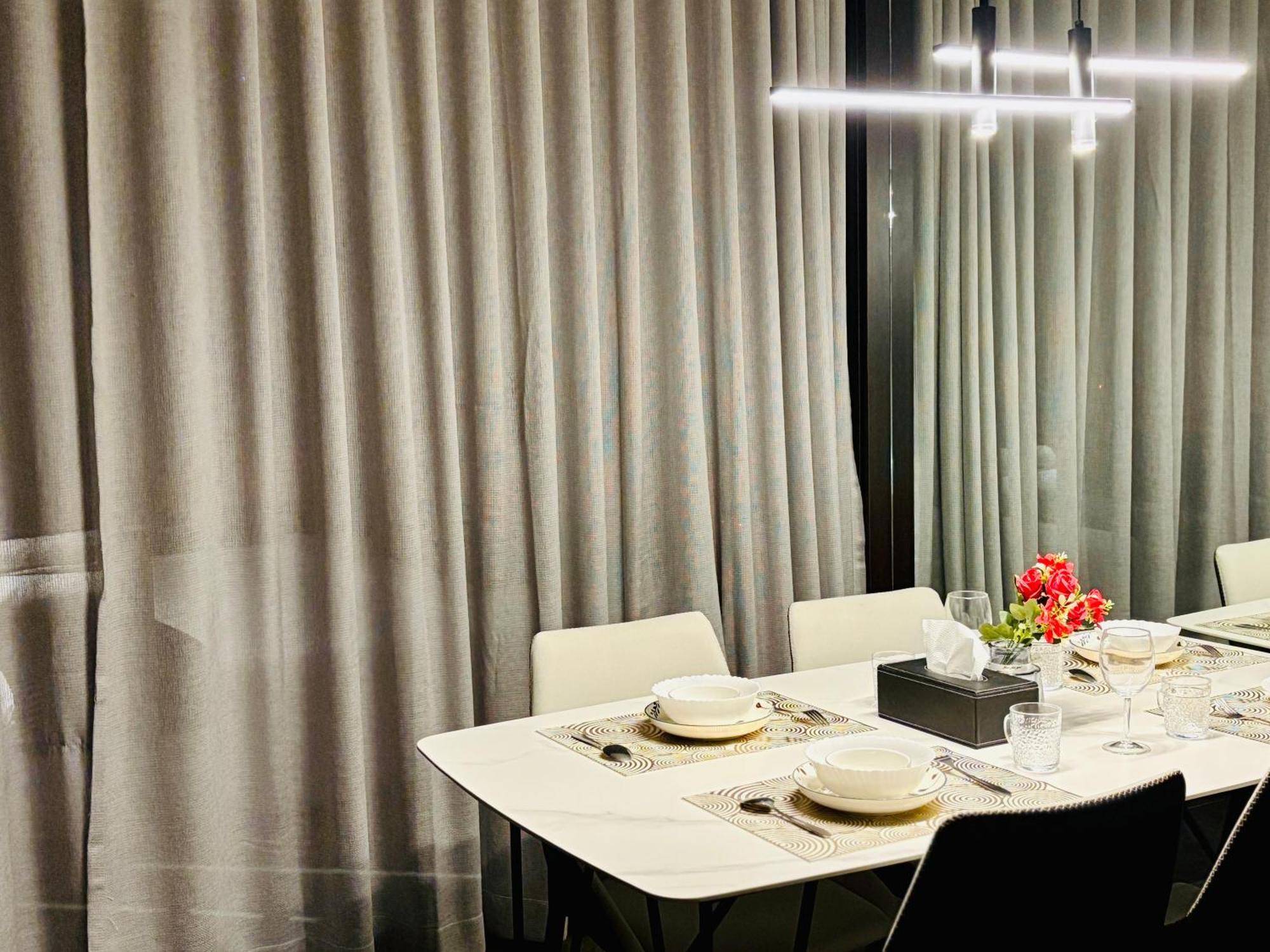 Scarletz Suites Klcc By M Suites Kuala Lumpur Exterior photo
